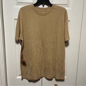 Girlfriend Collective NWT Tan Unisex Crewneck T-shirt Top size MEDIUM